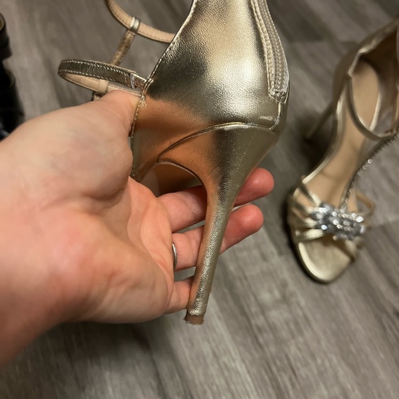 Jewel badgley mischka Sandals. - Picture 4 of 6